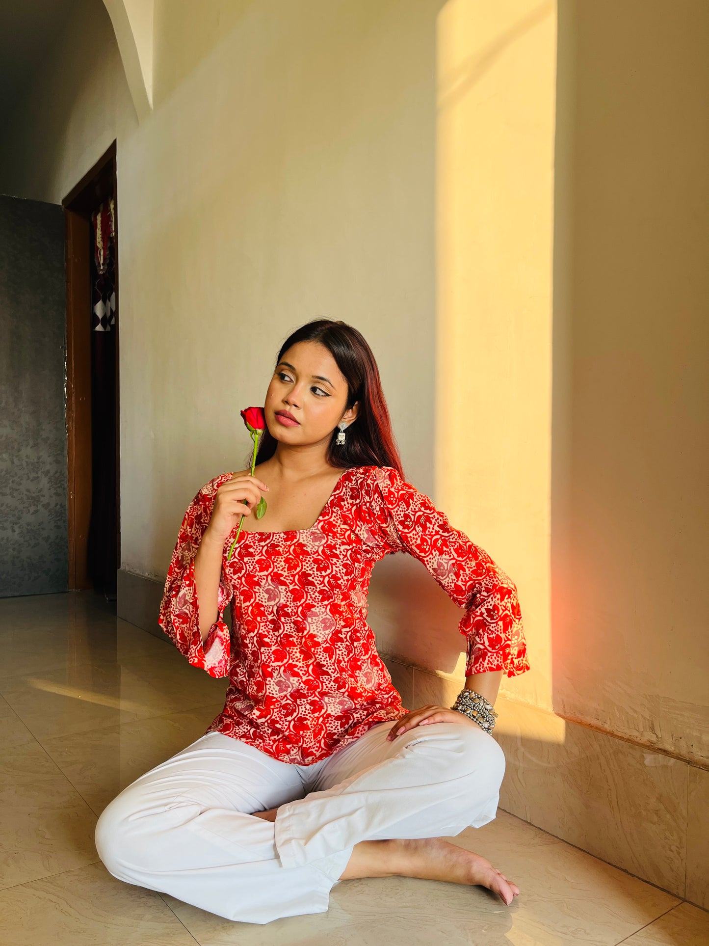 Gulnaar Kurti