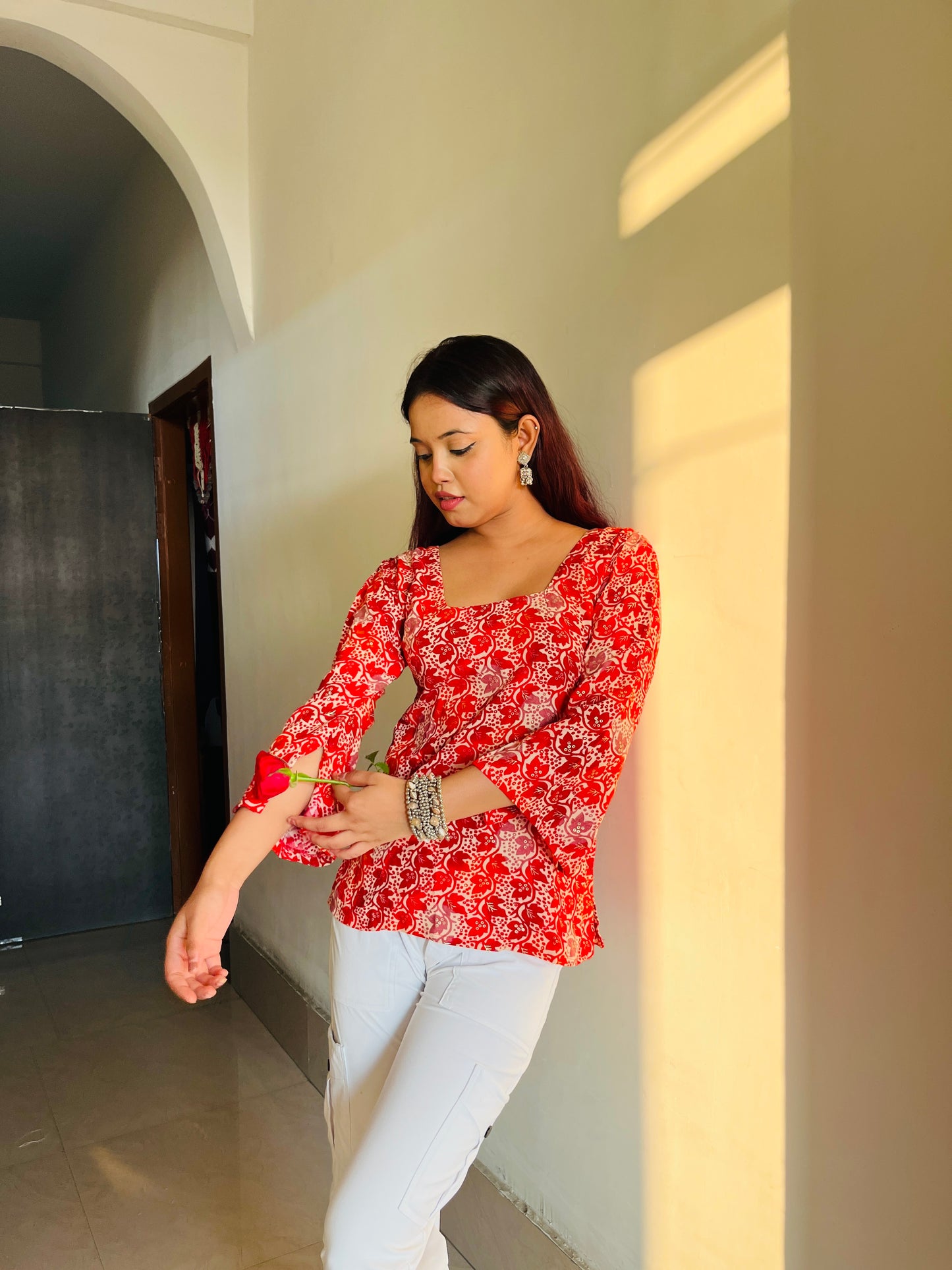 Gulnaar Kurti