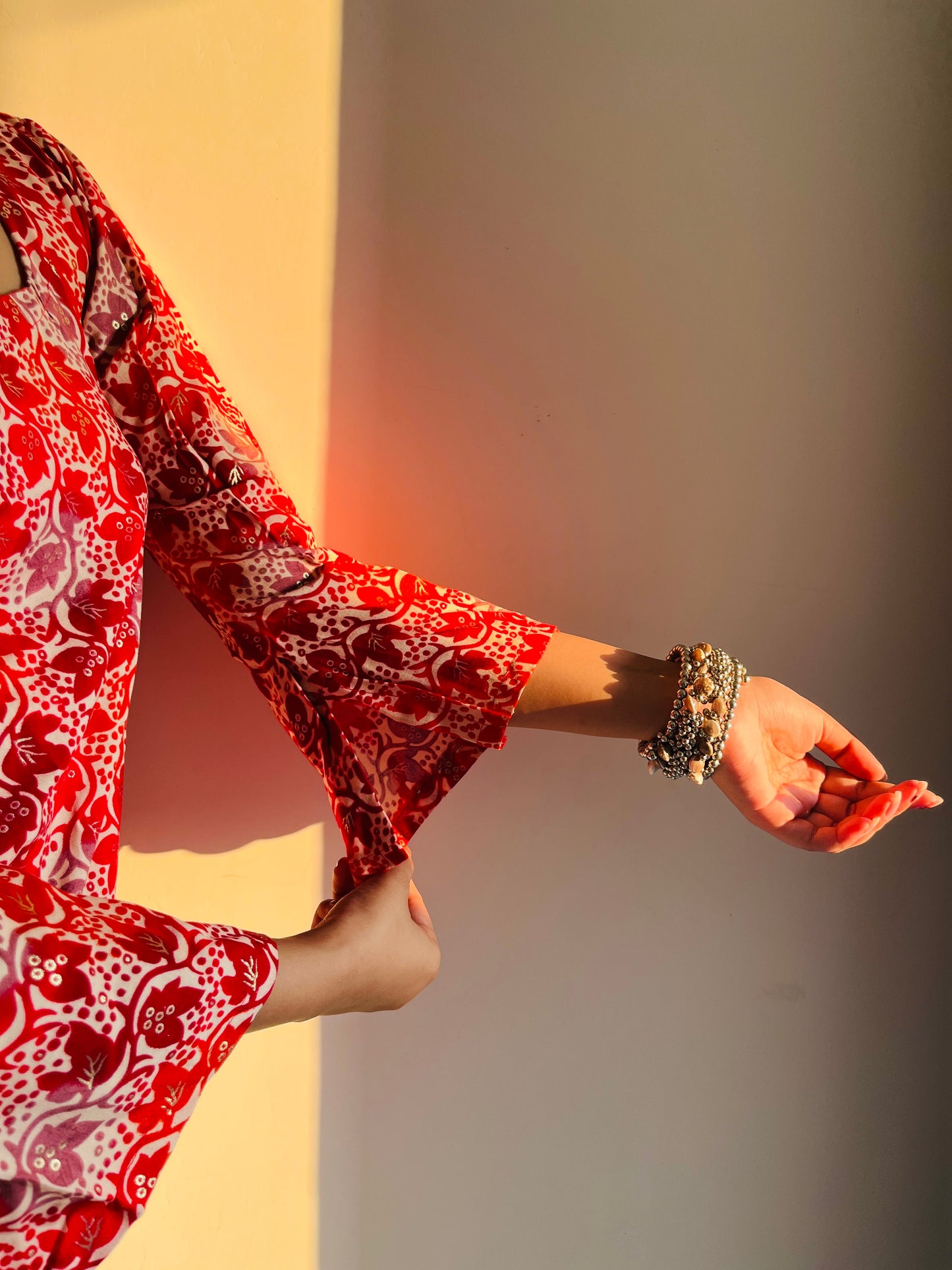 Gulnaar Kurti