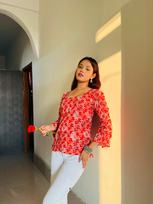 Gulnaar Kurti